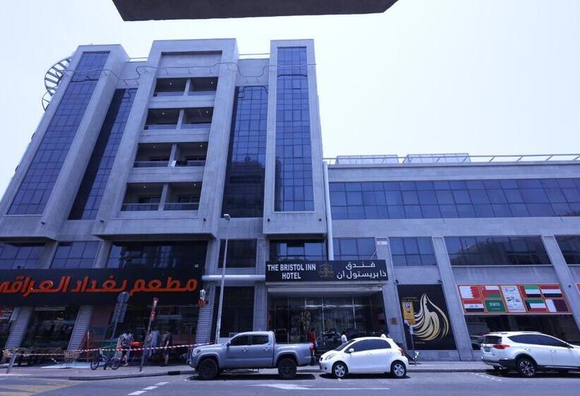 هتل The Bristol Inn