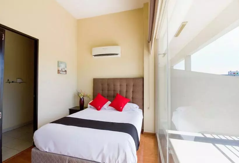 Hotelli Ecohabit Monterrey