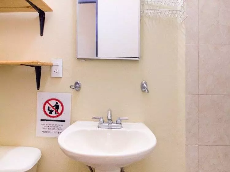 Hotelli Ecohabit Monterrey