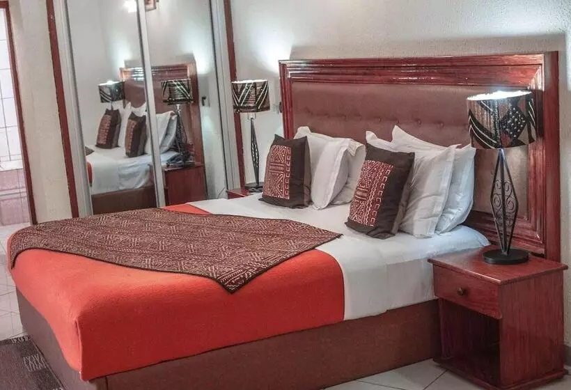 هتل Fini Downtown