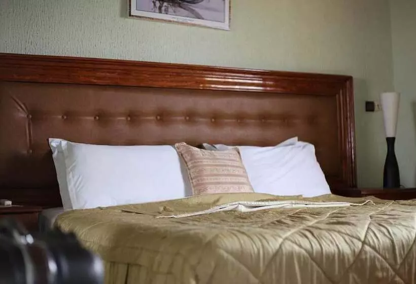 هتل Fini Downtown