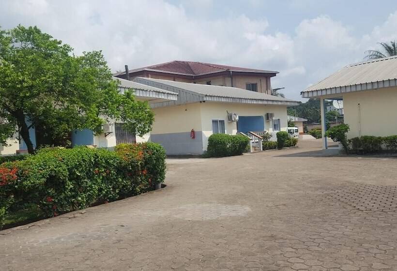 هتل Fini Downtown