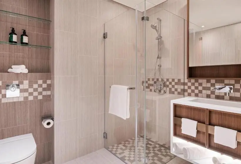 هتل Staybridge Suites Dubai Al Maktoum Airport, An Ihg