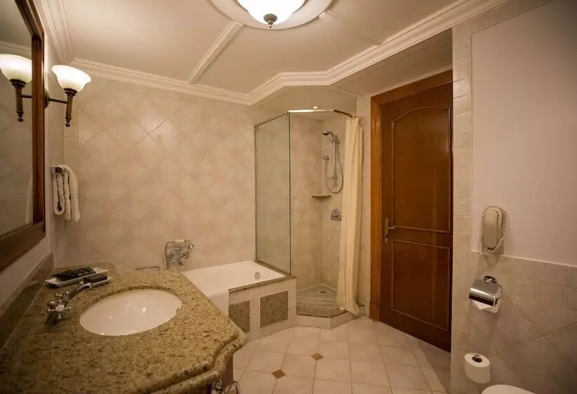 هتل The Lodge By Cascades Soma Bay
