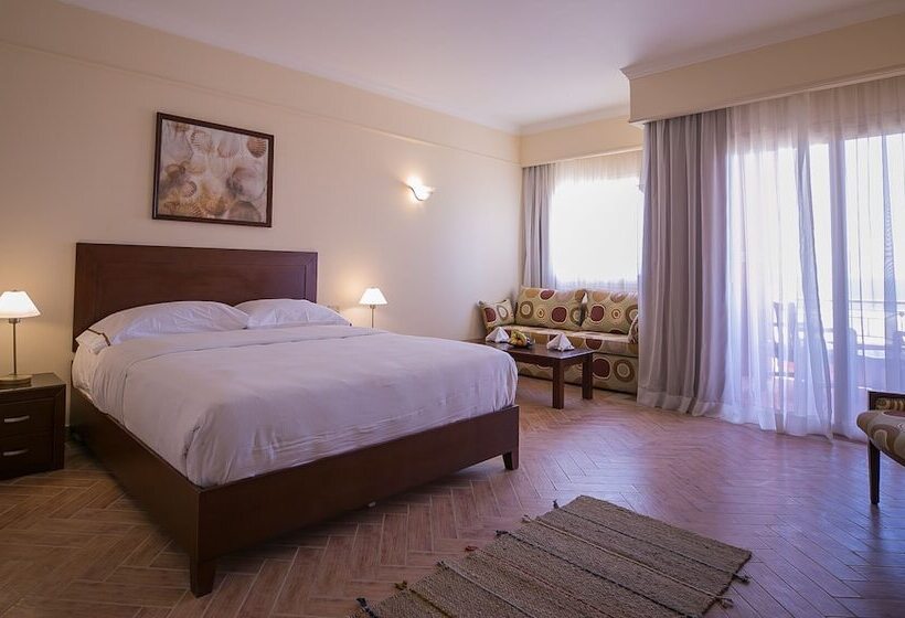 هتل The Lodge By Cascades Soma Bay