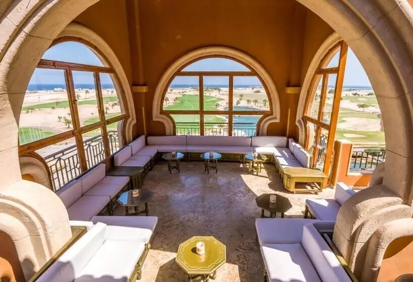 هتل The Lodge By Cascades Soma Bay