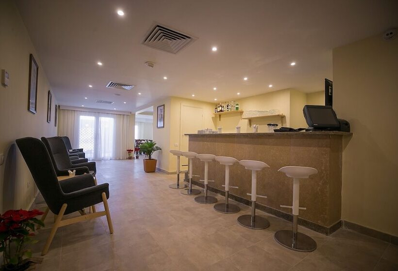 هتل The Lodge By Cascades Soma Bay