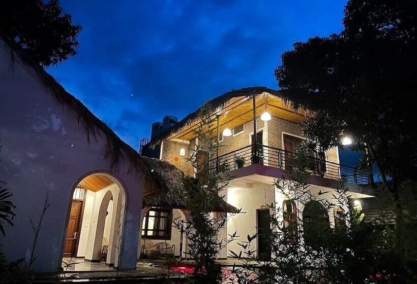 Mai Chau Rustic Home Hostel