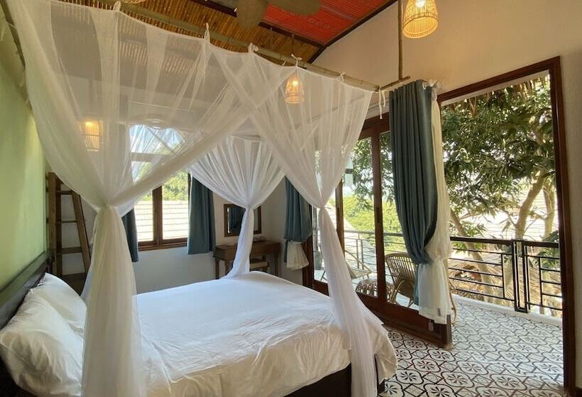 Mai Chau Rustic Home Hostel