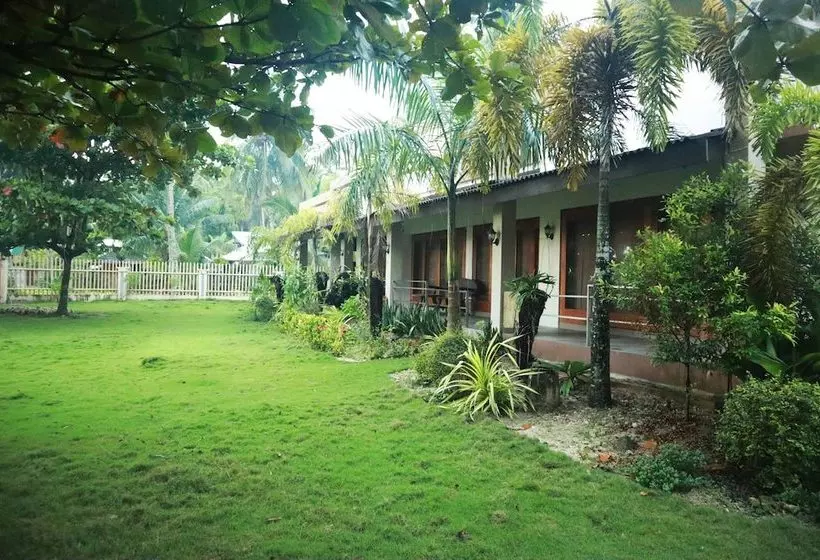 پانسیون Eme's Apartelle