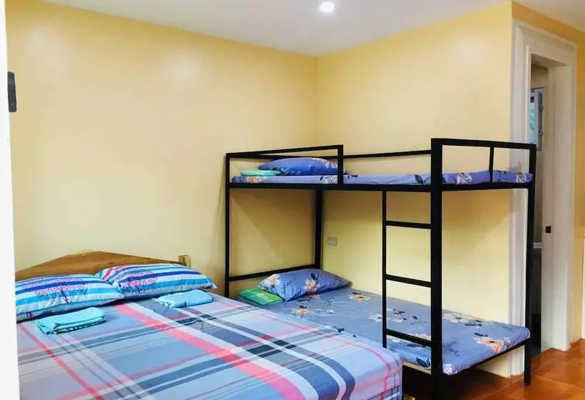 پانسیون Eme's Apartelle