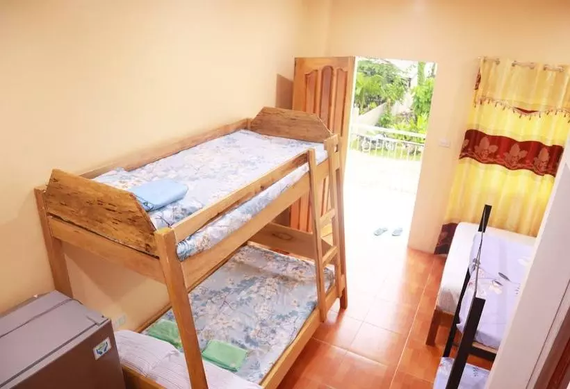 پانسیون Eme's Apartelle