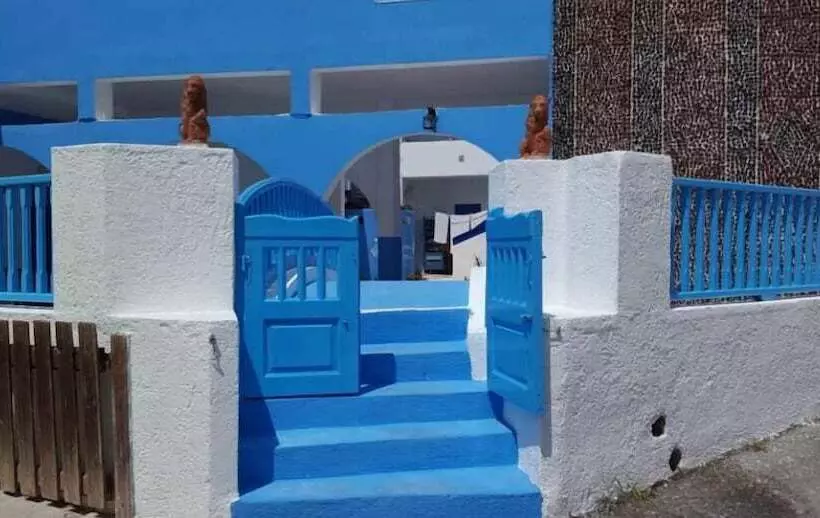 پانسیون Mm Studios Perissa