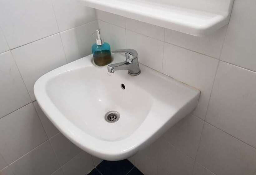 Pension Mm Studios Perissa