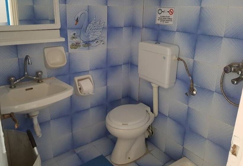 Pension Mm Studios Perissa