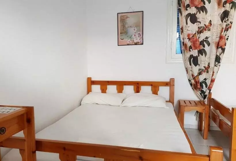 پانسیون Mm Studios Perissa