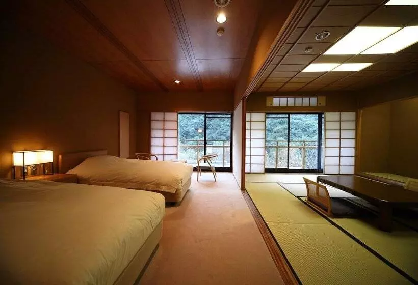 旅館 Saga Ureshino Spa Shiibasanso