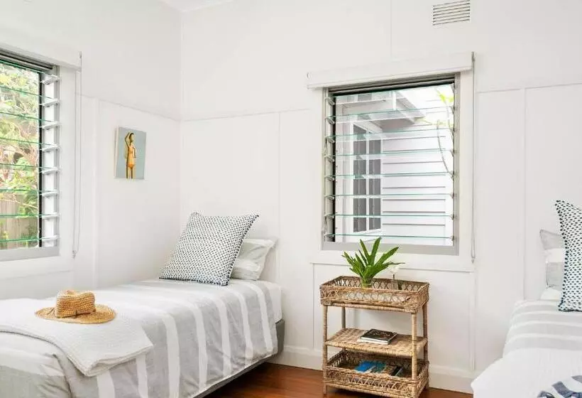 A Perfect Stay   The White Rabbit