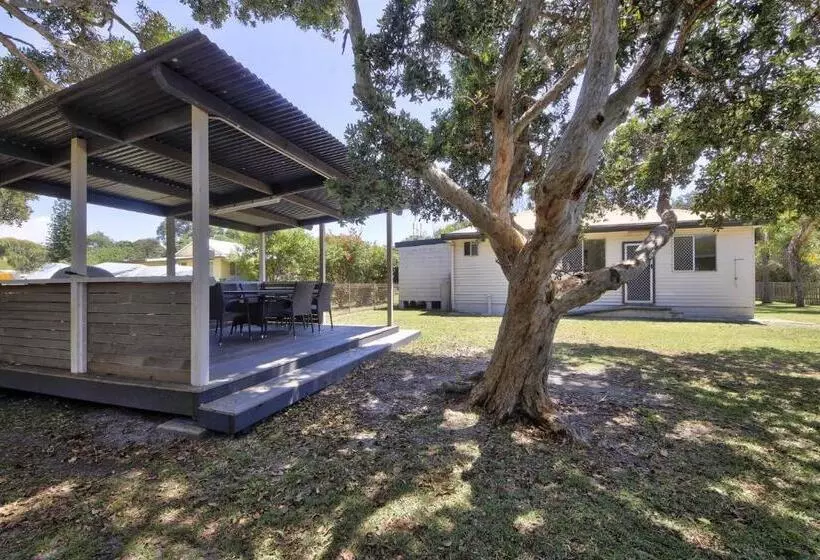 Beach Break At Hat Head   22 Bay St   No Sheets Or Towels Provided