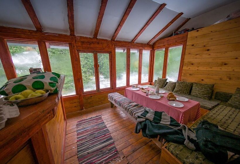 Green Mountain House Zelengora