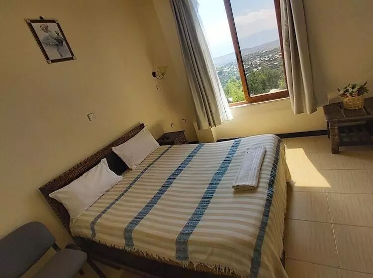 هتل Room In Bb  Lalibela Roha Tour And Travel