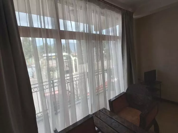 هتل Room In Bb  Lalibela Roha Tour And Travel