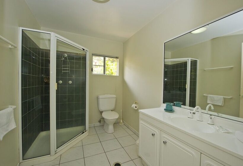 John S Tropical Island Home