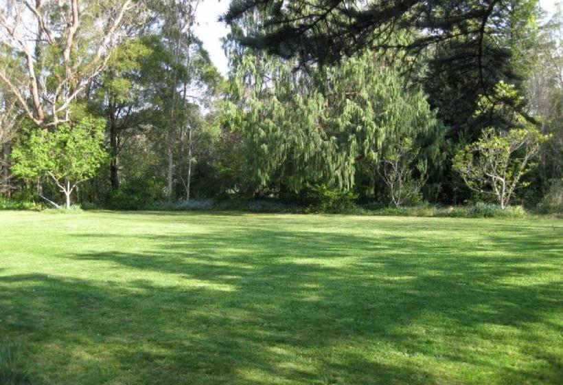 Leura Country Cottage