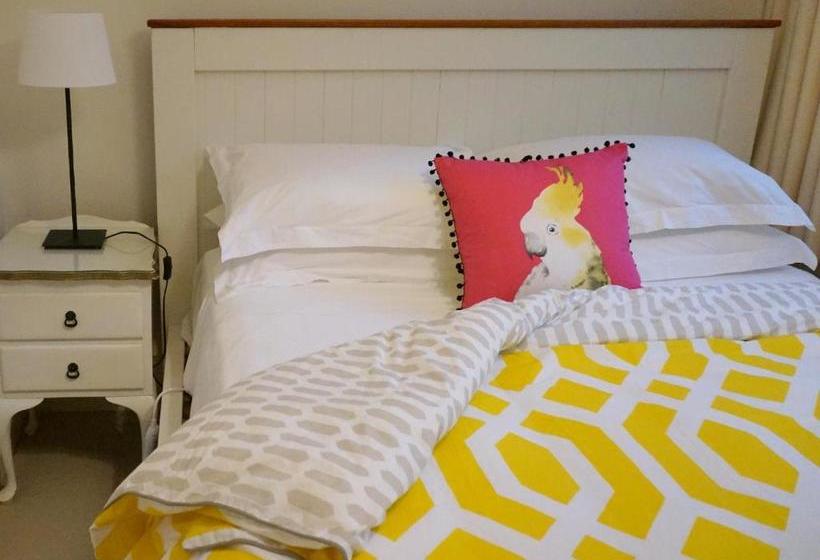 Leura Country Cottage