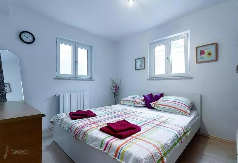 Villa Ceca