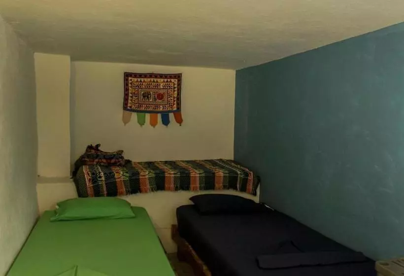 ユースホステル Hostal La Mariapolis