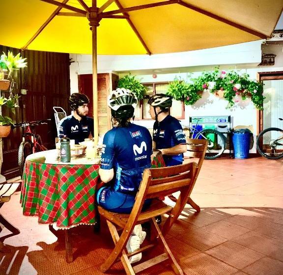 ユースホステル Hosteria La Pintada