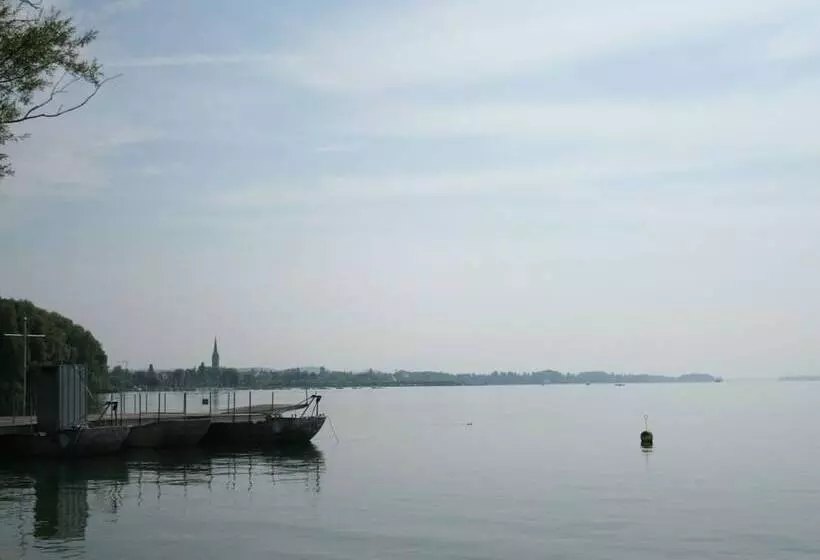Cozy Apartment In Moos Near Lake Constance