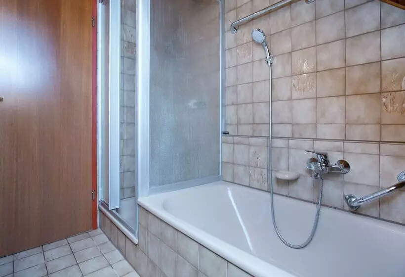Cozy Apartment In Moos Near Lake Constance