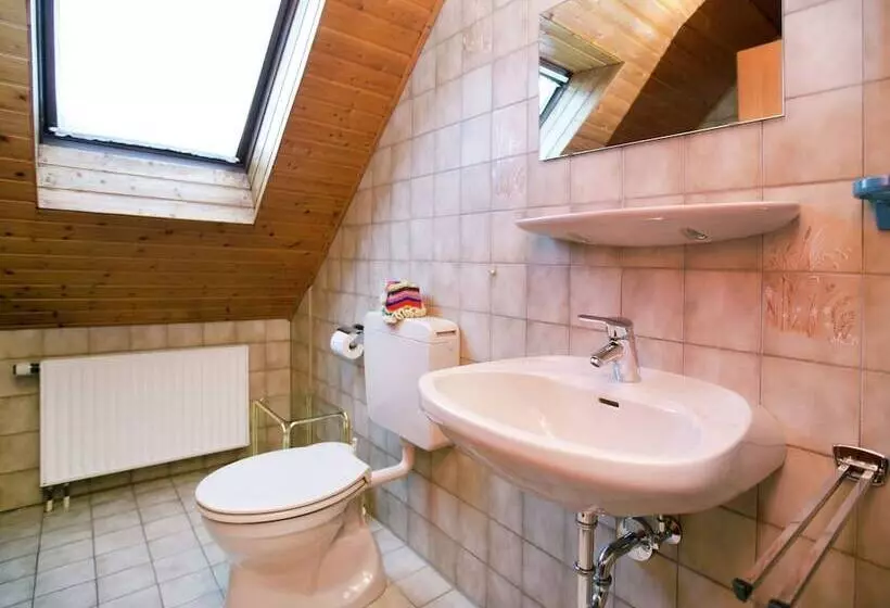 Cozy Apartment In Moos Near Lake Constance