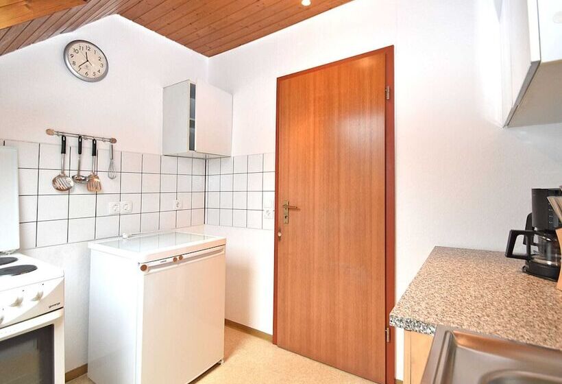 Cozy Apartment In Moos Near Lake Constance