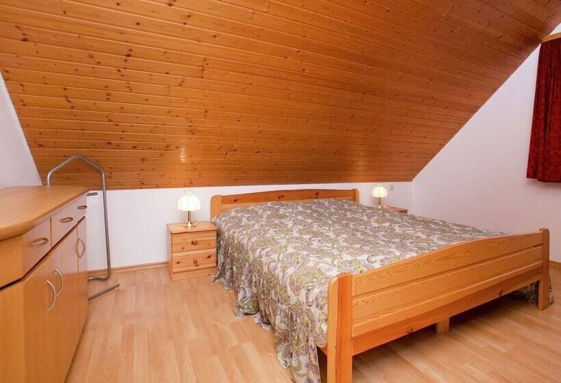 Cozy Apartment In Moos Near Lake Constance