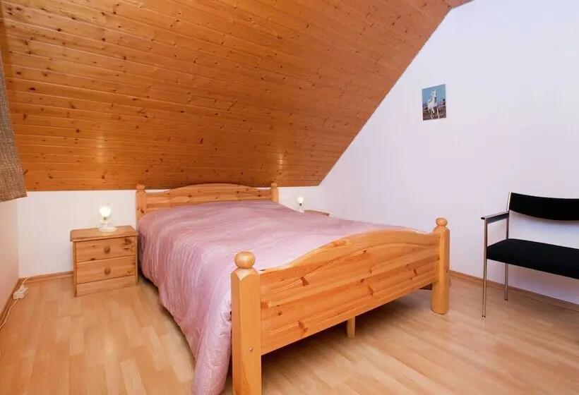 Cozy Apartment In Moos Near Lake Constance
