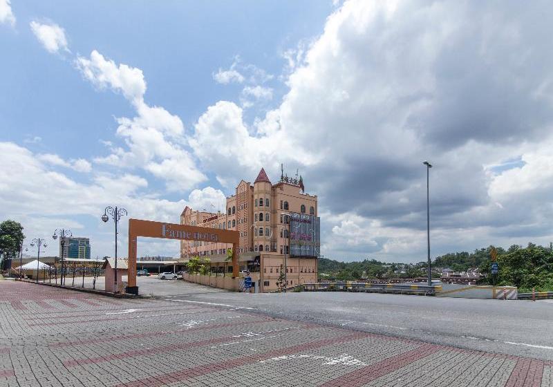 Fame Hotel By Oyo Rooms