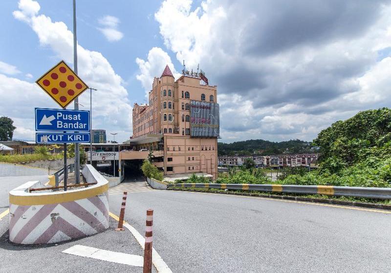 Fame Hotel By Oyo Rooms