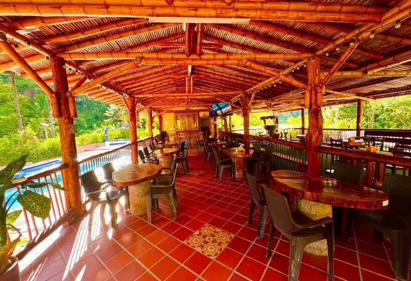 Hotelli Campestre La Playa