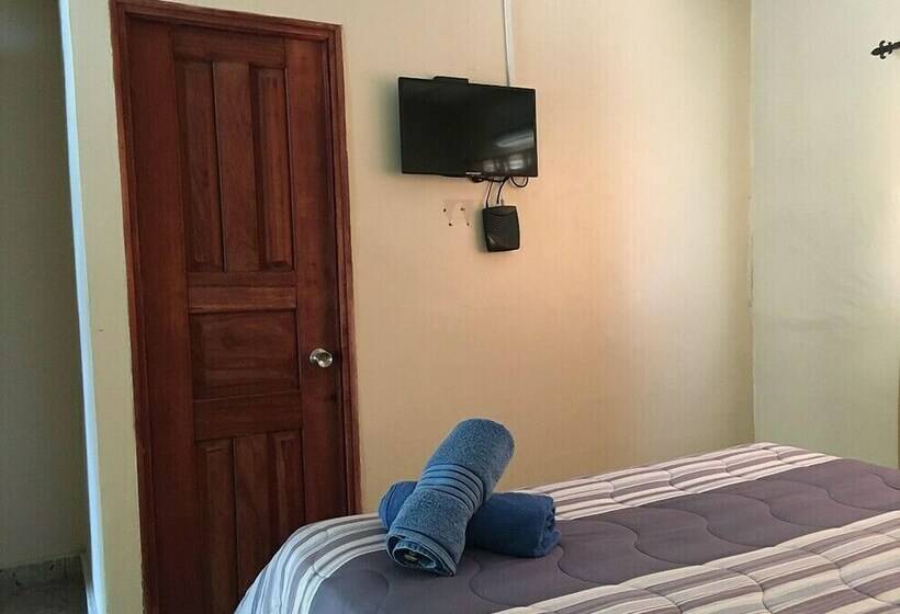 ホテル Gorgona Beach