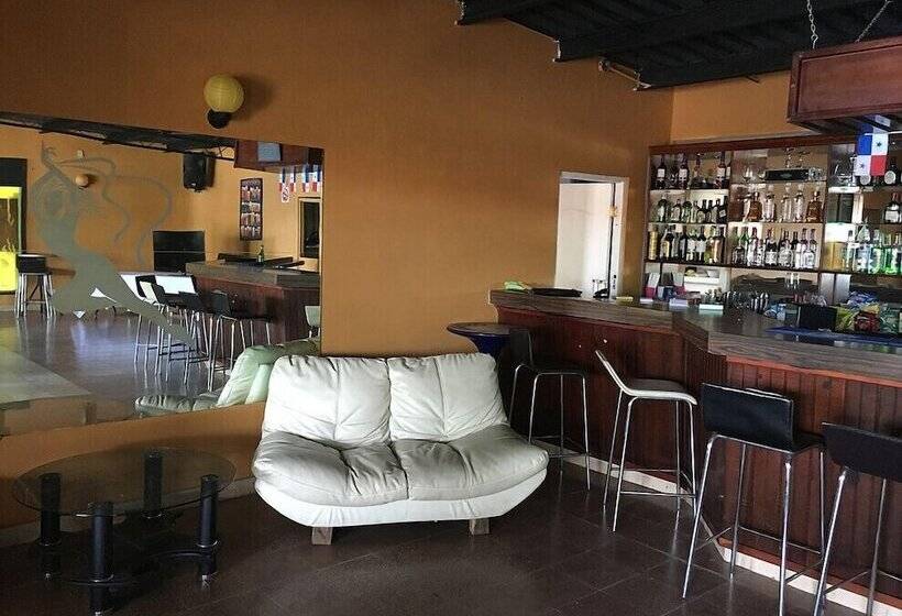 ホテル Gorgona Beach