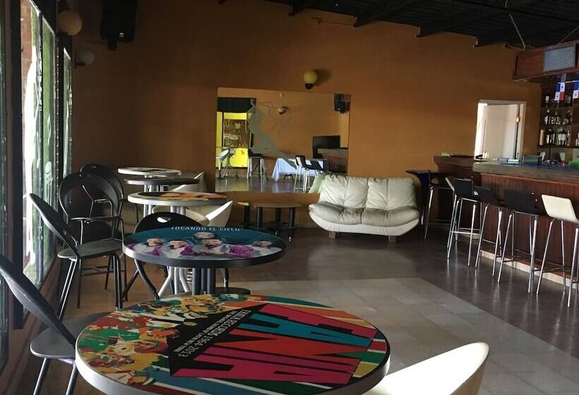 ホテル Gorgona Beach