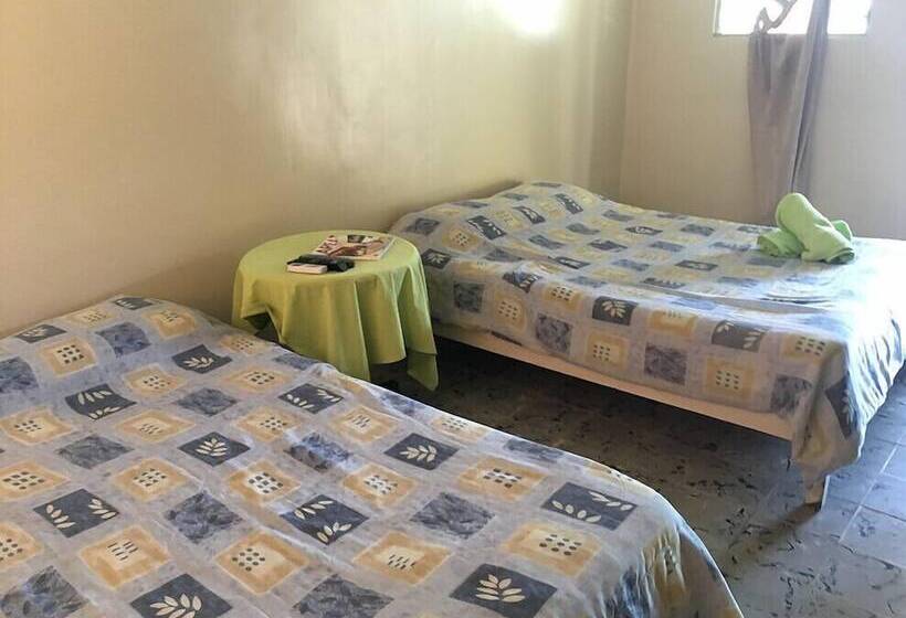 ホテル Gorgona Beach