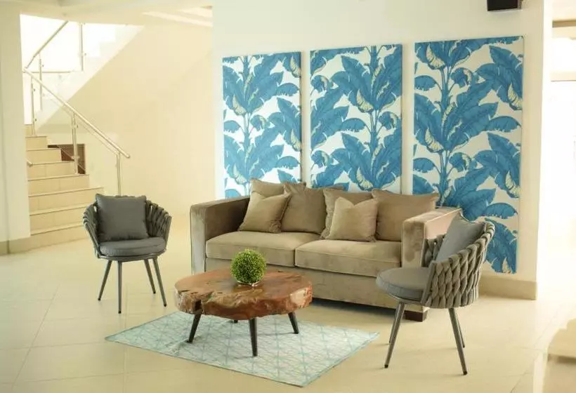 هتل Gran Costa Azul