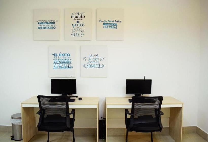 هتل Gran Costa Azul