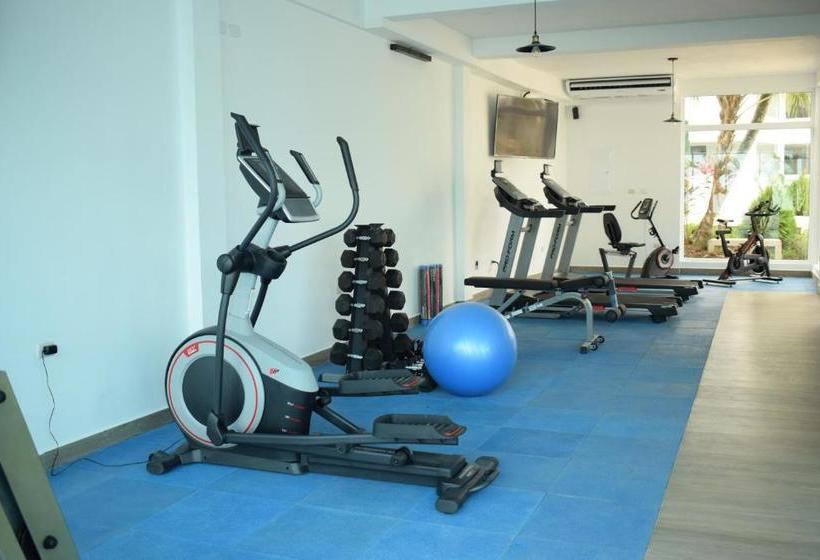 هتل Gran Costa Azul