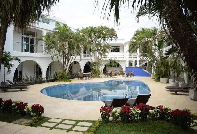 هتل Gran Costa Azul