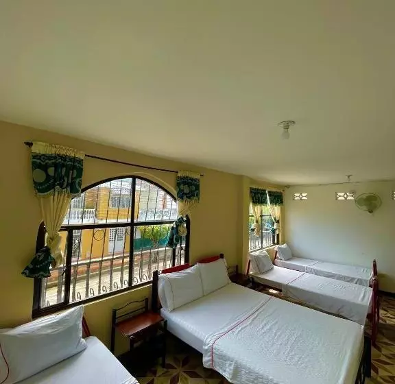 ホテル Los Balcones